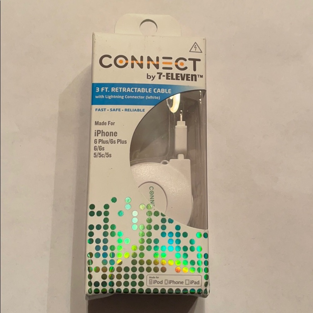 Retractable 3 ft iPhone charger cable cord NEW